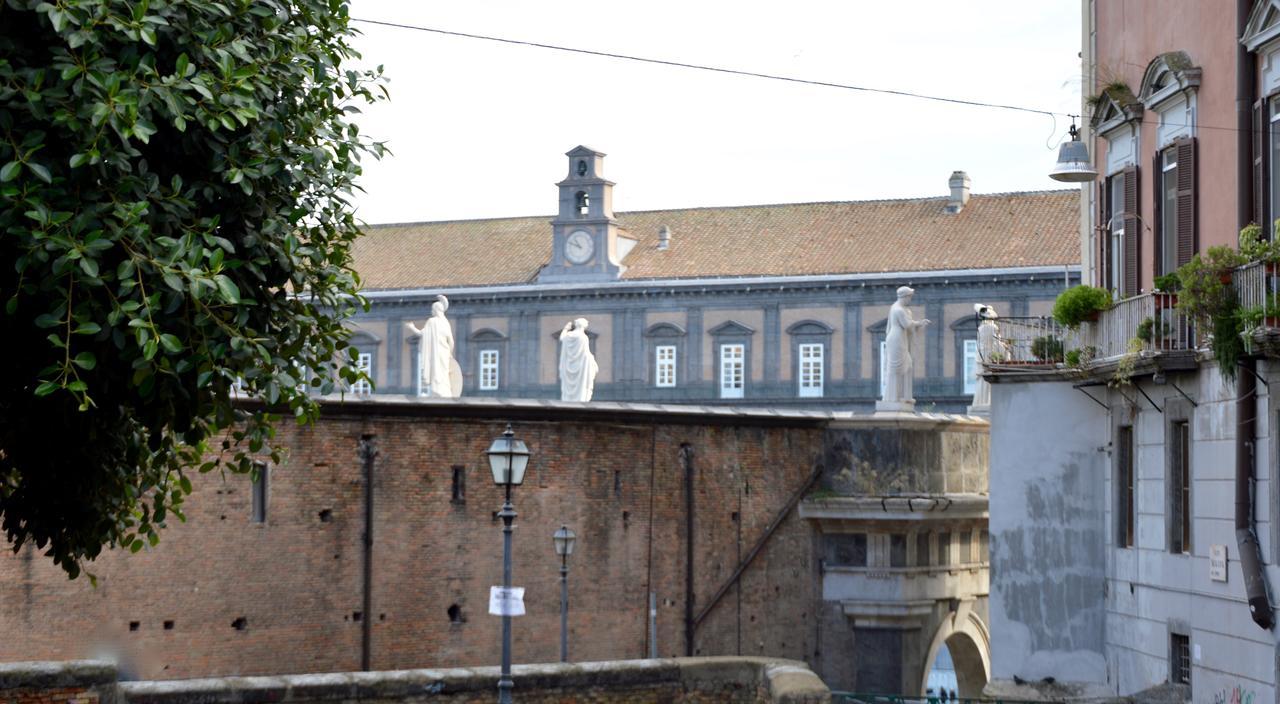 Relais Piazza Del Plebiscito B&B Neapol Exteriér fotografie